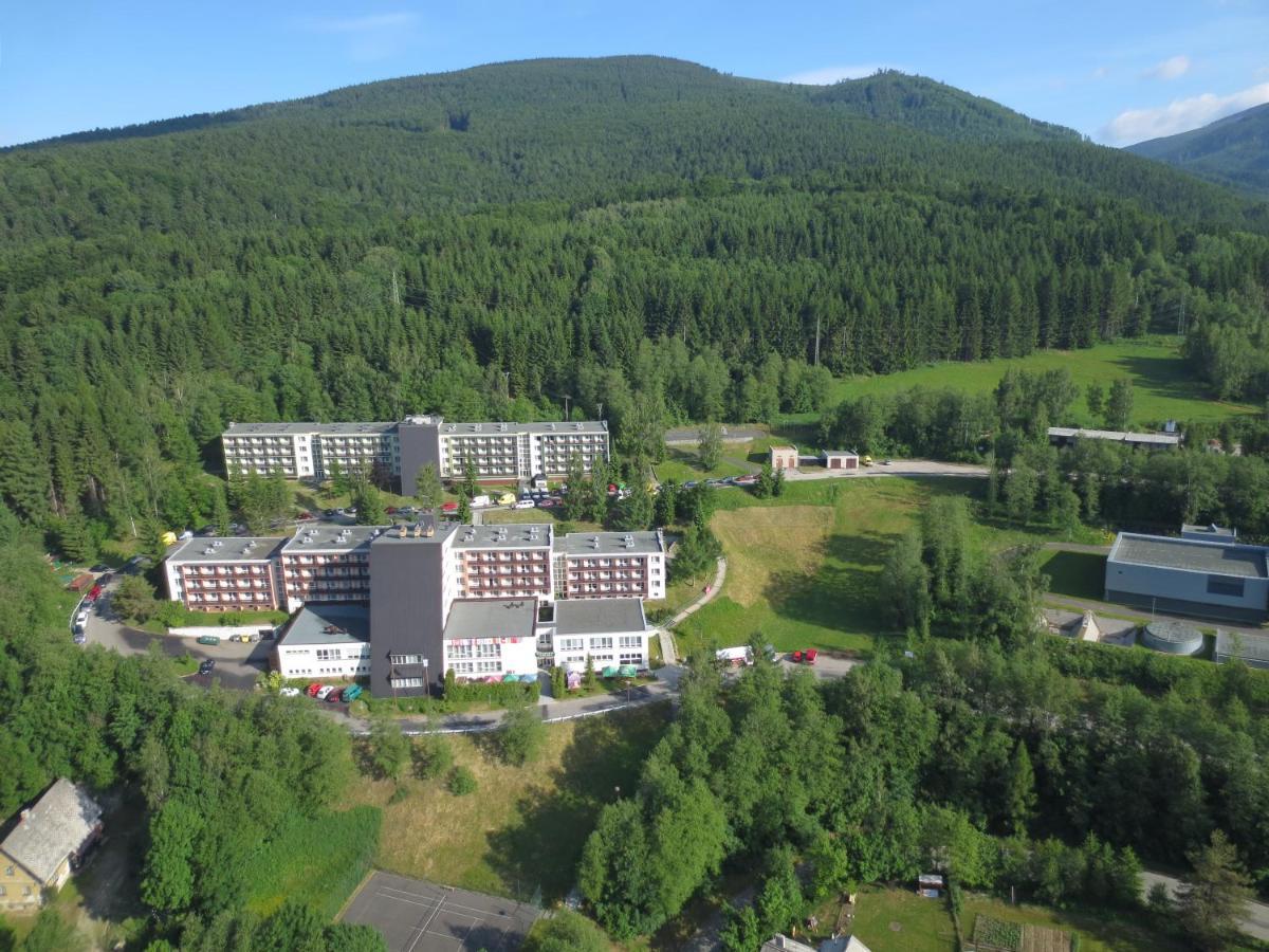 Resort Dlouhe Strane Loučná nad Desnou Exterior foto