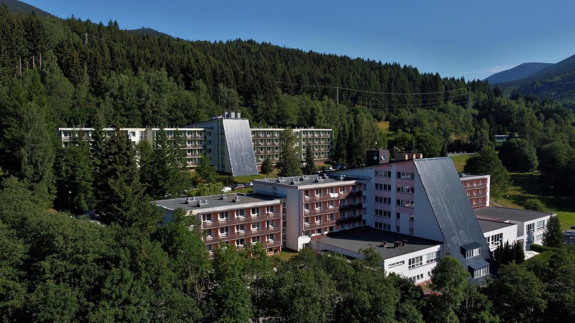 Resort Dlouhe Strane Loučná nad Desnou Exterior foto